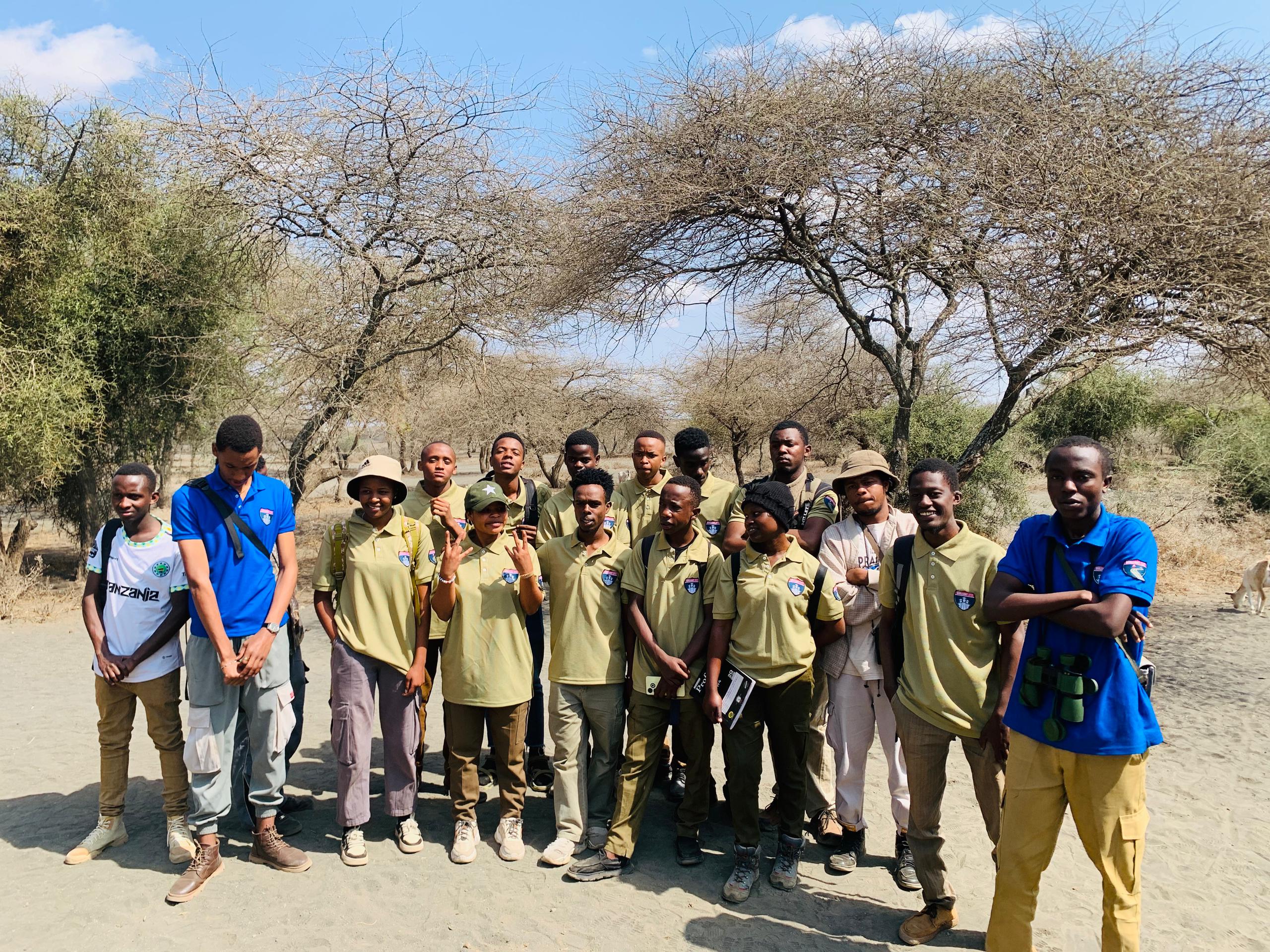 Wanafunzi wa kozi ya Utalii Chuo cha Utalii Brilliant wakiwa katika Mafunzo kwa Vitendo maarufu (Field Studies)